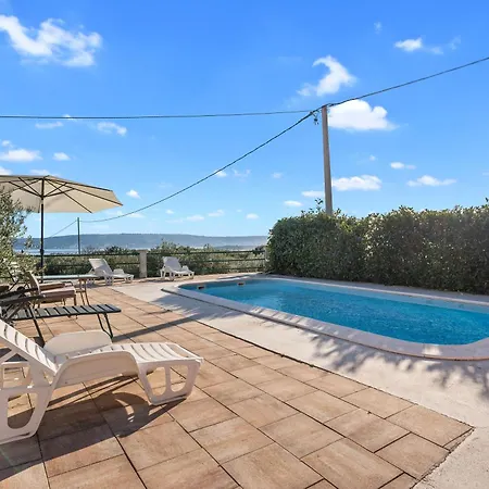 Sofia With Private Pool And Stunning View Of The Sea Kaštel Novi