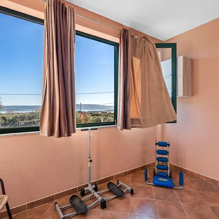 Σπίτι διακοπών Sofia With Private Pool And Stunning View Of The Sea